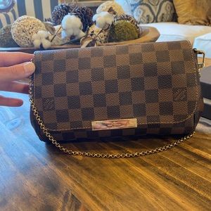 Louis Vuitton Favorite PM Damier